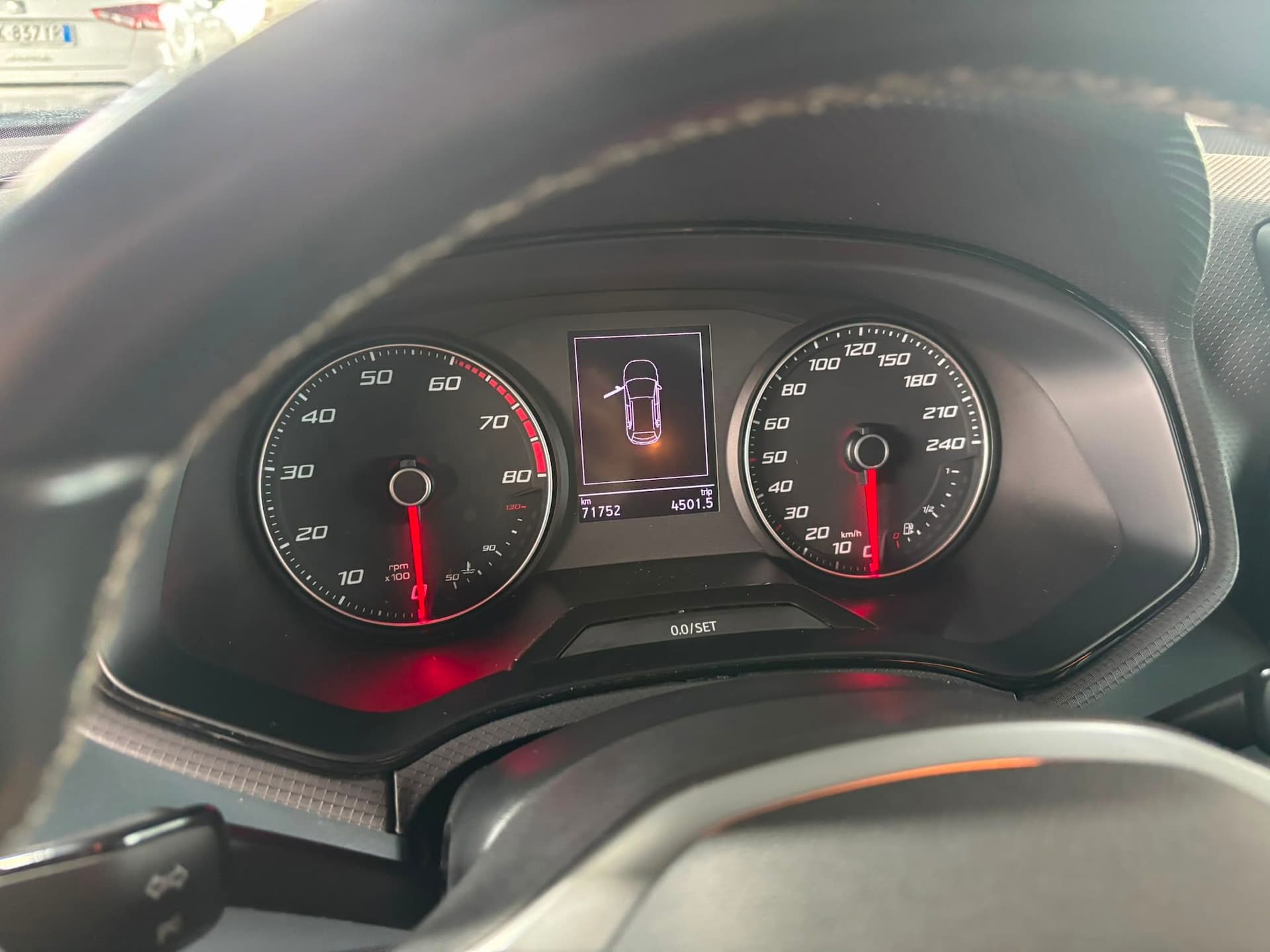 SEAT Arona 2022 1.0 ecotsi Xperience 95cv - Miniatura 13