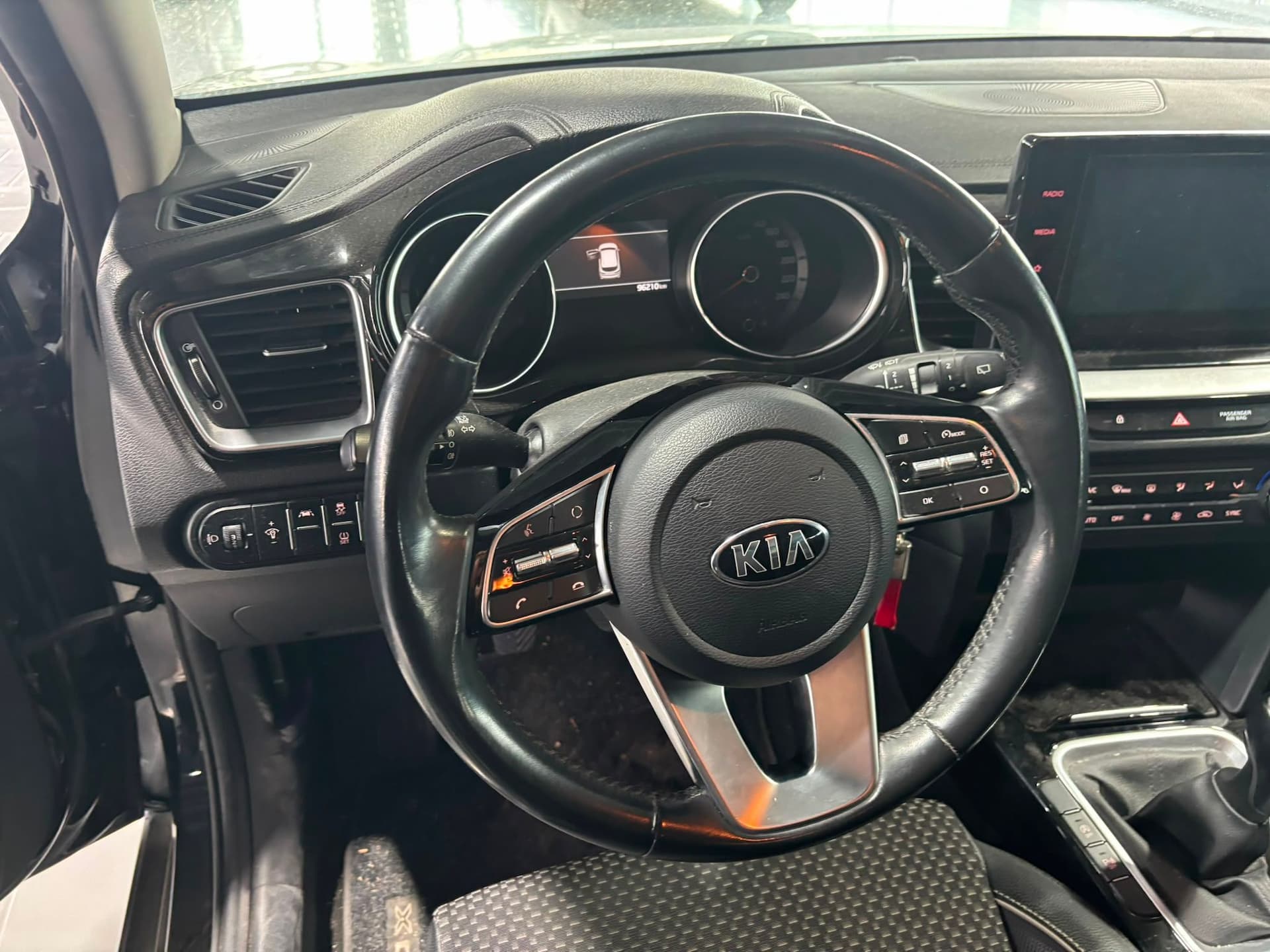  Kia XCeed 1.6 CRDi 115 CV Style Techno Pack  - Miniatura 11