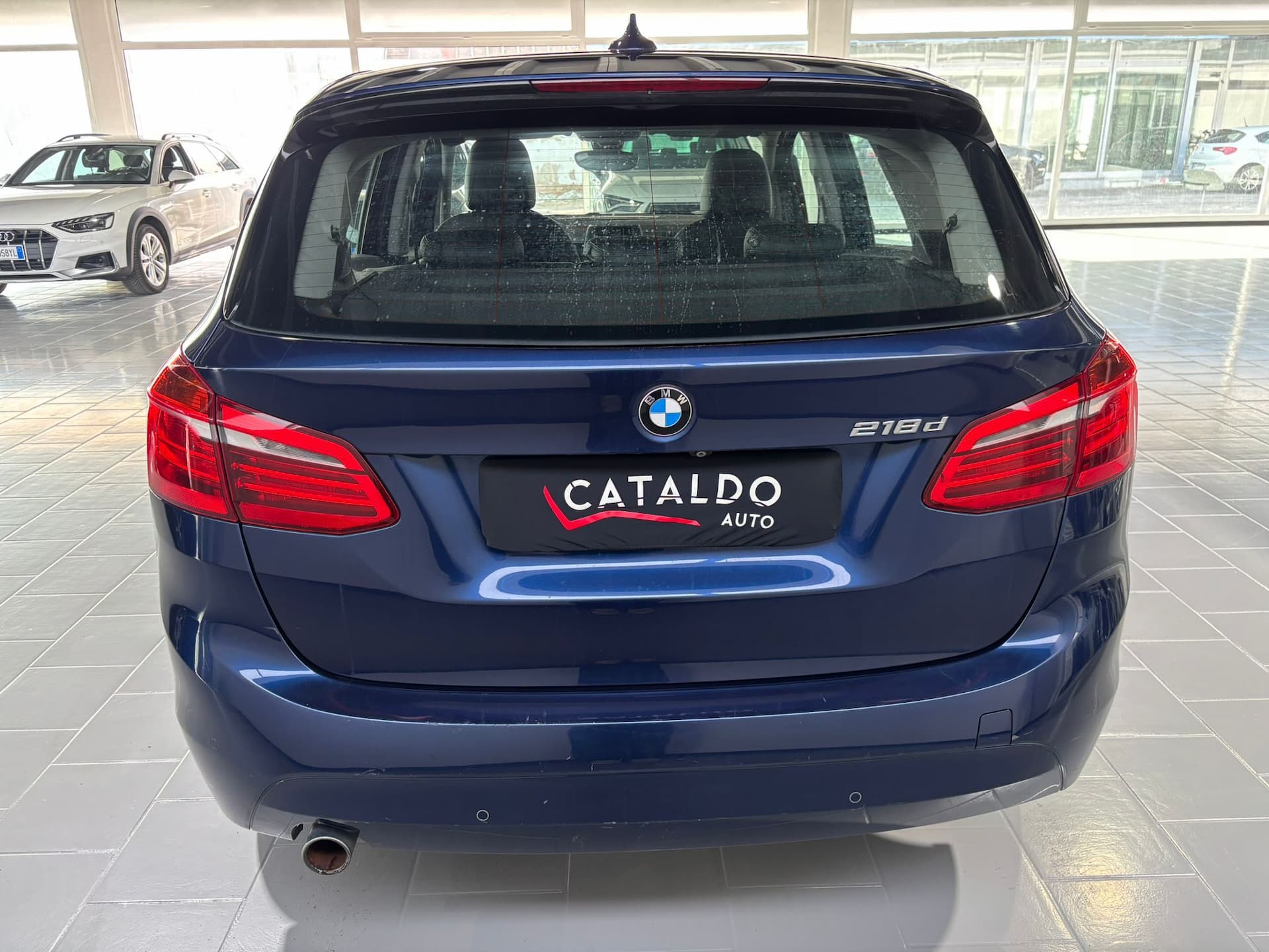 BMW 218 Serie 2 218d Active Tourer Advantage auto my15 - Miniatura 4