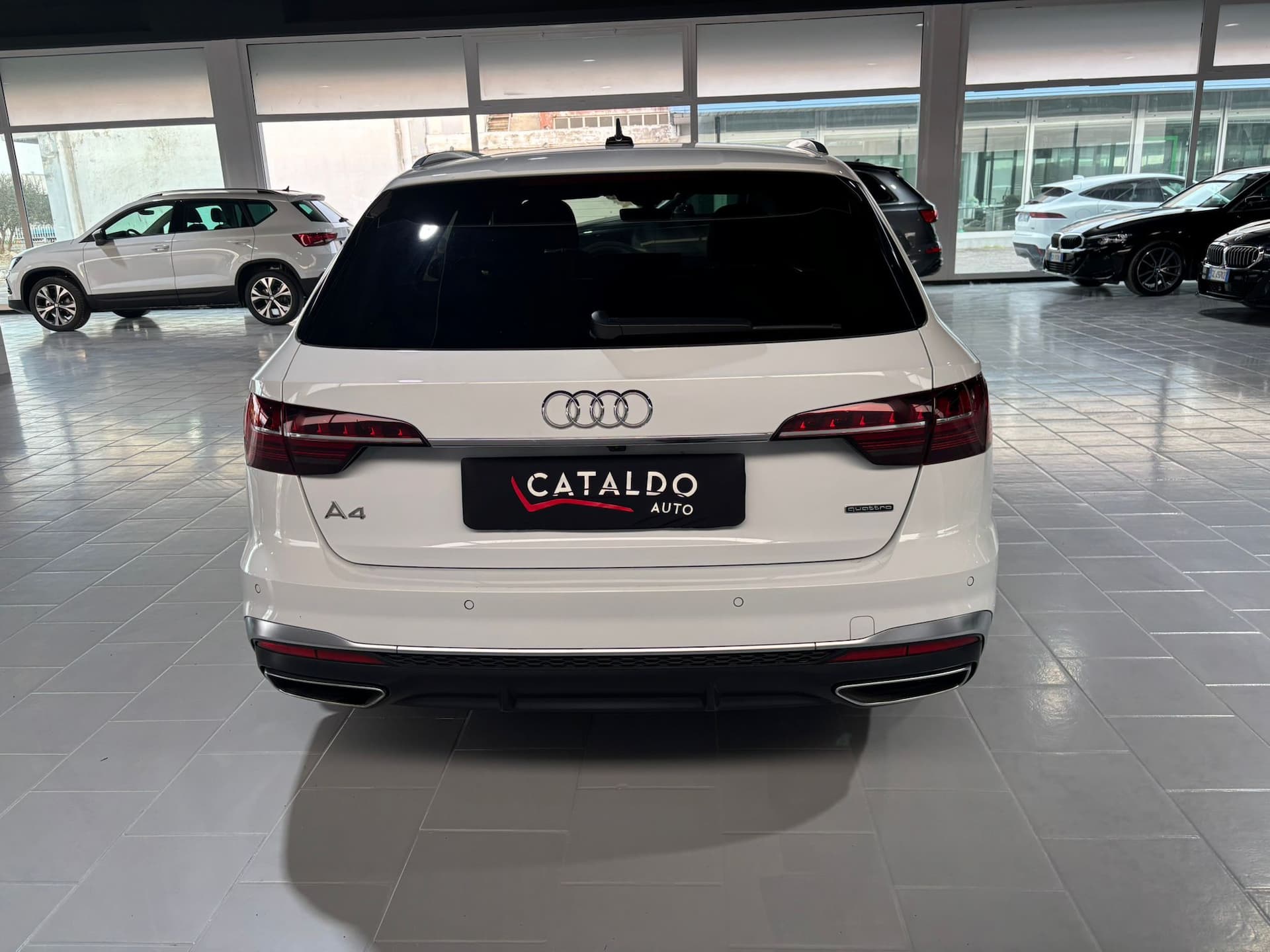 Audi A4 V 2019 Avant 40 2.0 tdi mhev S line edition quattro 204cv s-tronic - Miniatura 4