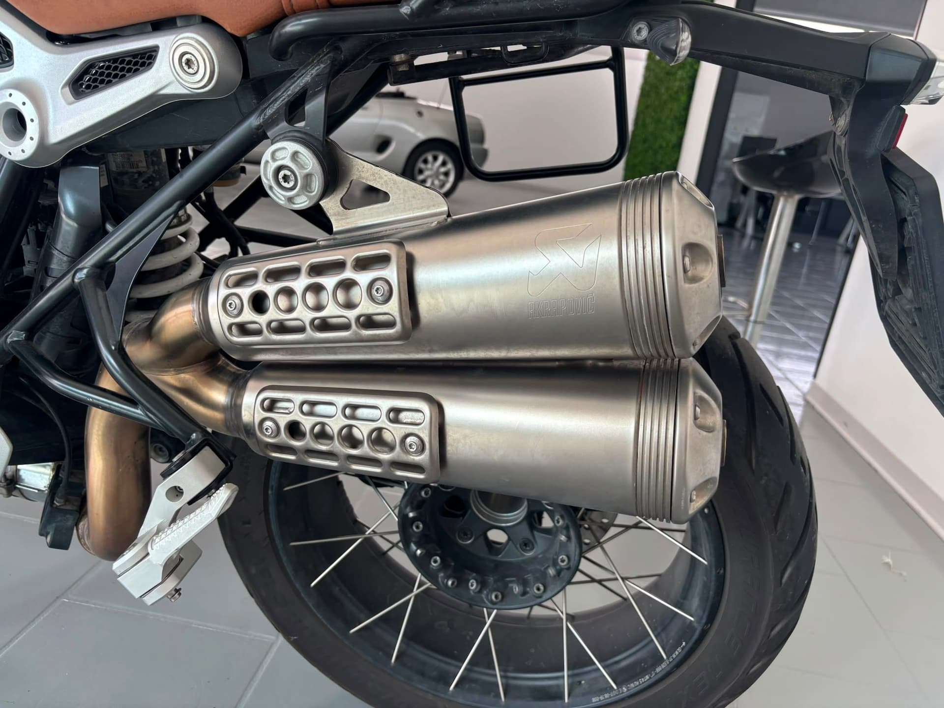 BMW R nineT Scrambler - Miniatura 13
