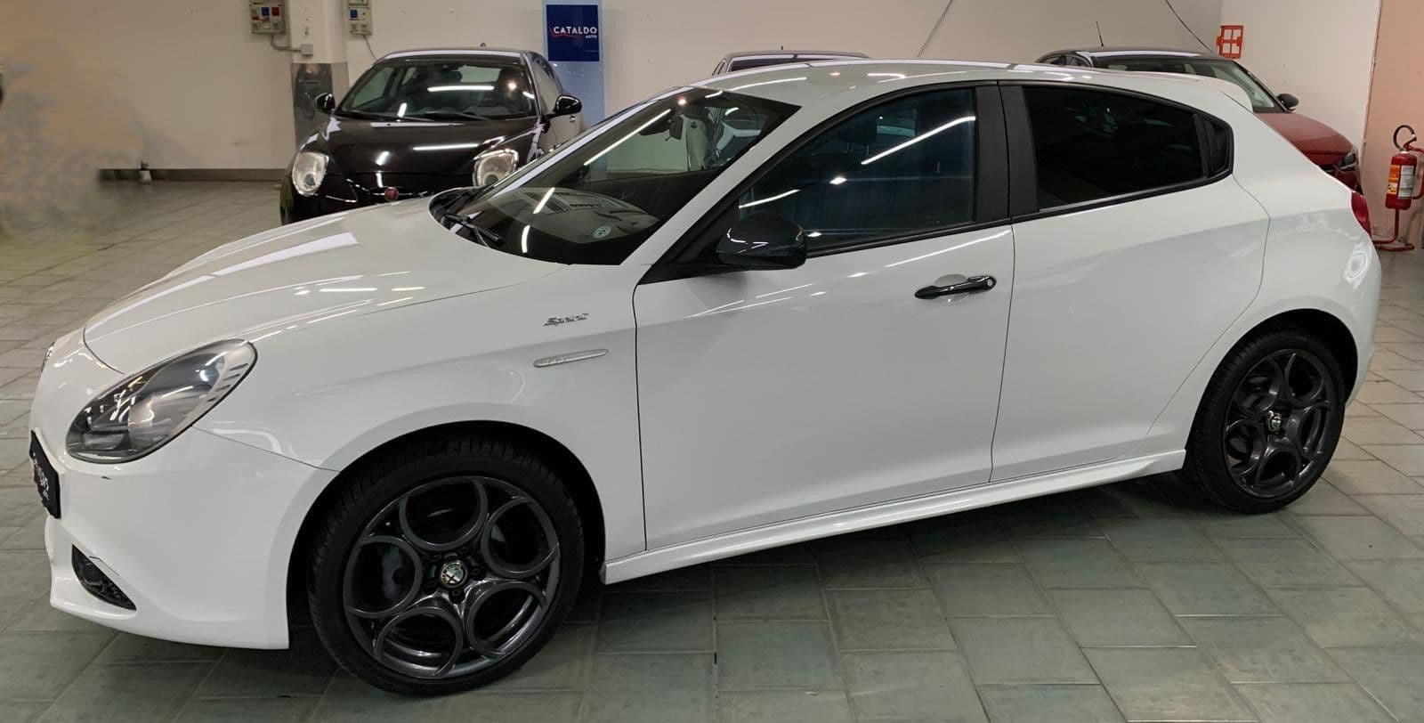 Alfa Romeo Giulietta 1.4 Turbo 120 CV GPL Sprint - Miniatura 2