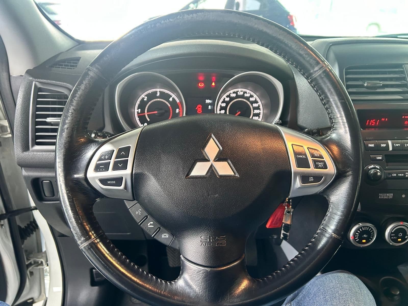Mitsubishi ASX  I 2010 1.8 Inform 2wd - Miniatura 9