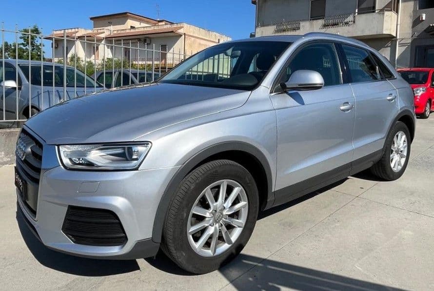 Audi Q3 2015 2.0 tdi Business 120cv - Miniatura 1