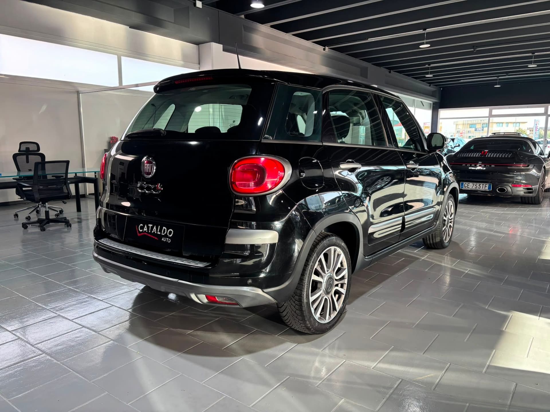 Fiat 500L 2017 Cross 1.3 mjt 95cv - Miniatura 5