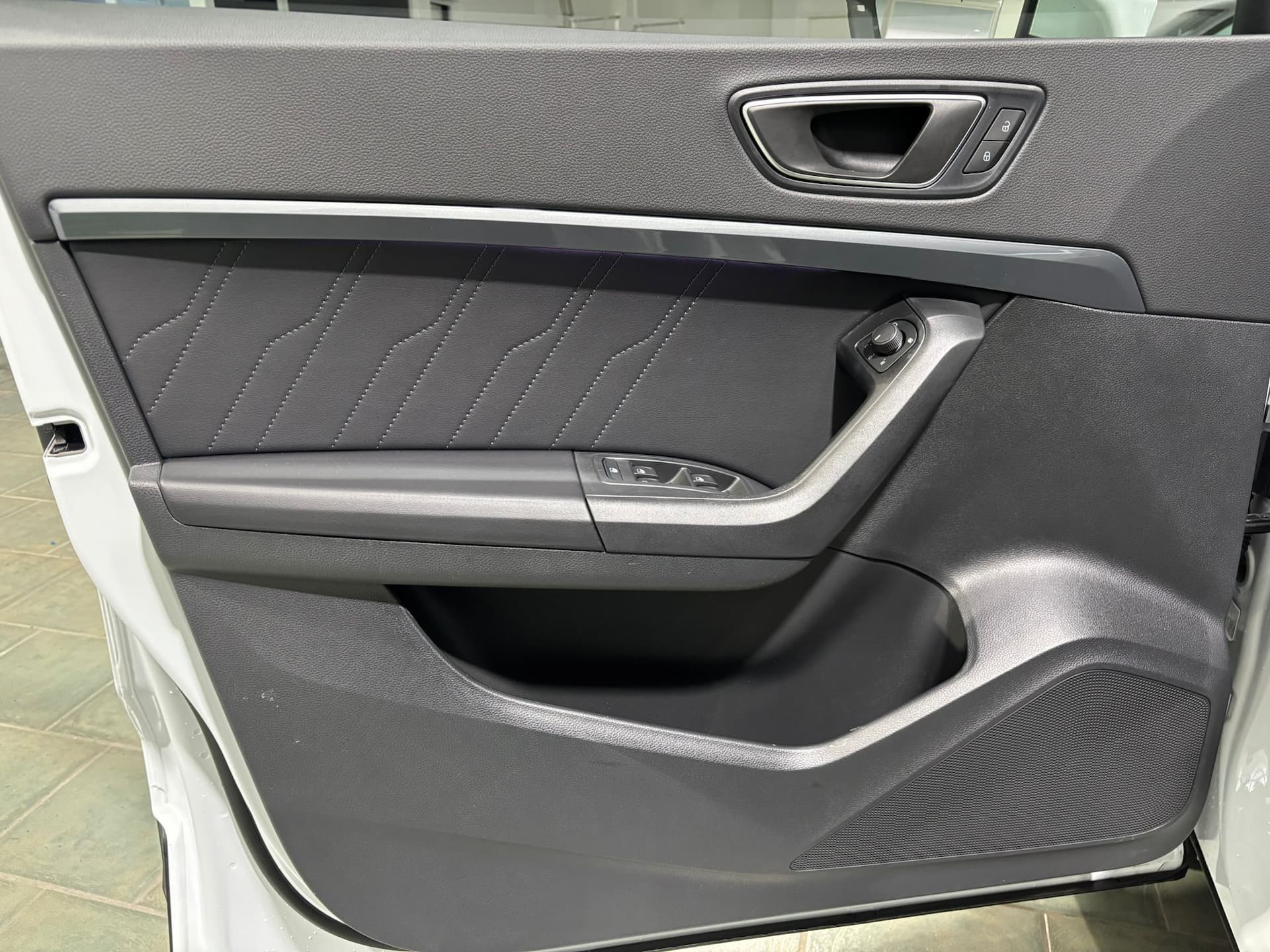 SEAT Ateca 2020 1.5 ecotsi Black Edition 150cv dsg - Miniatura 9