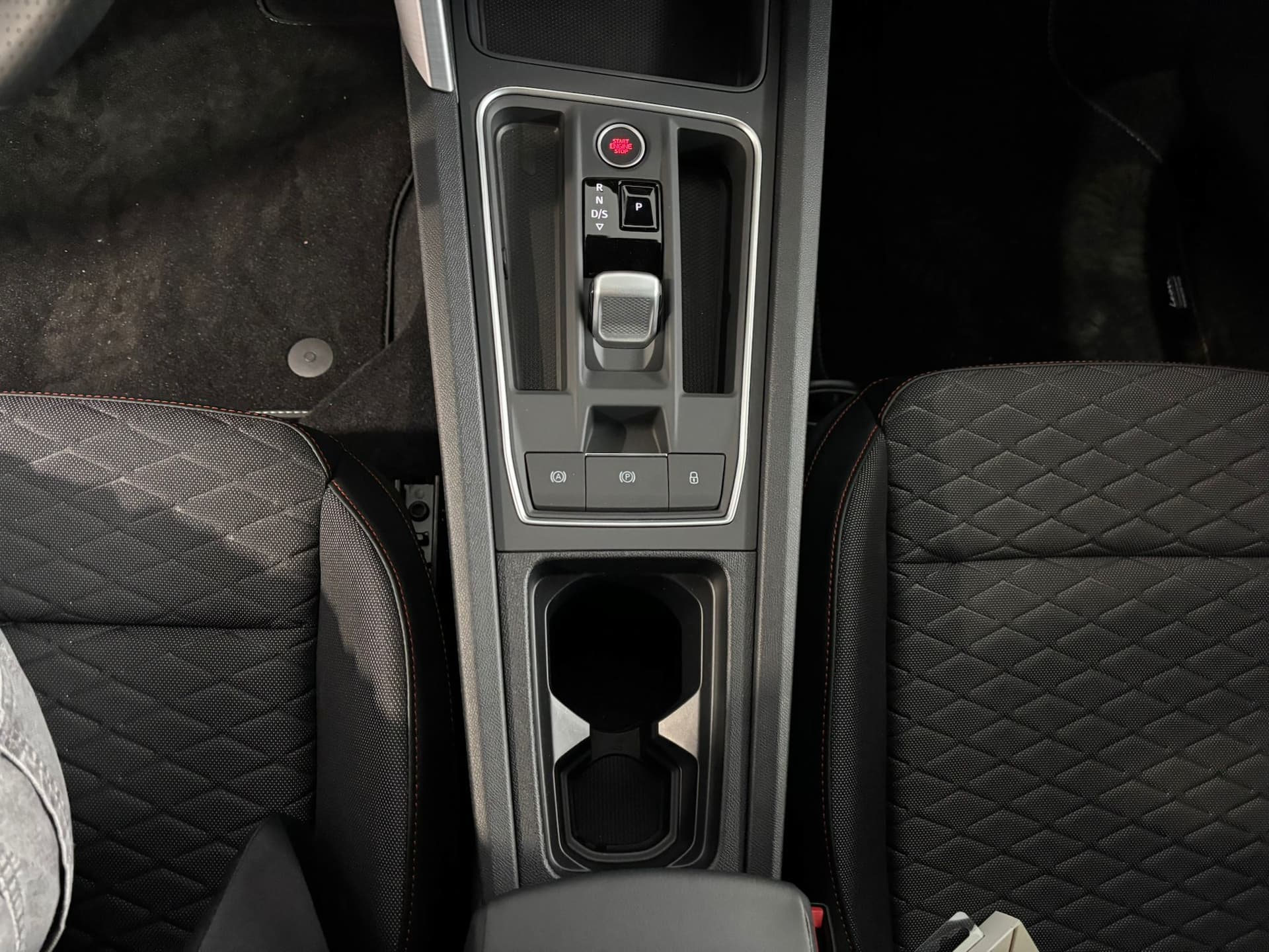 SEAT Leon IV 2020 1.5 hybrid FR 116cv dsg - Miniatura 16