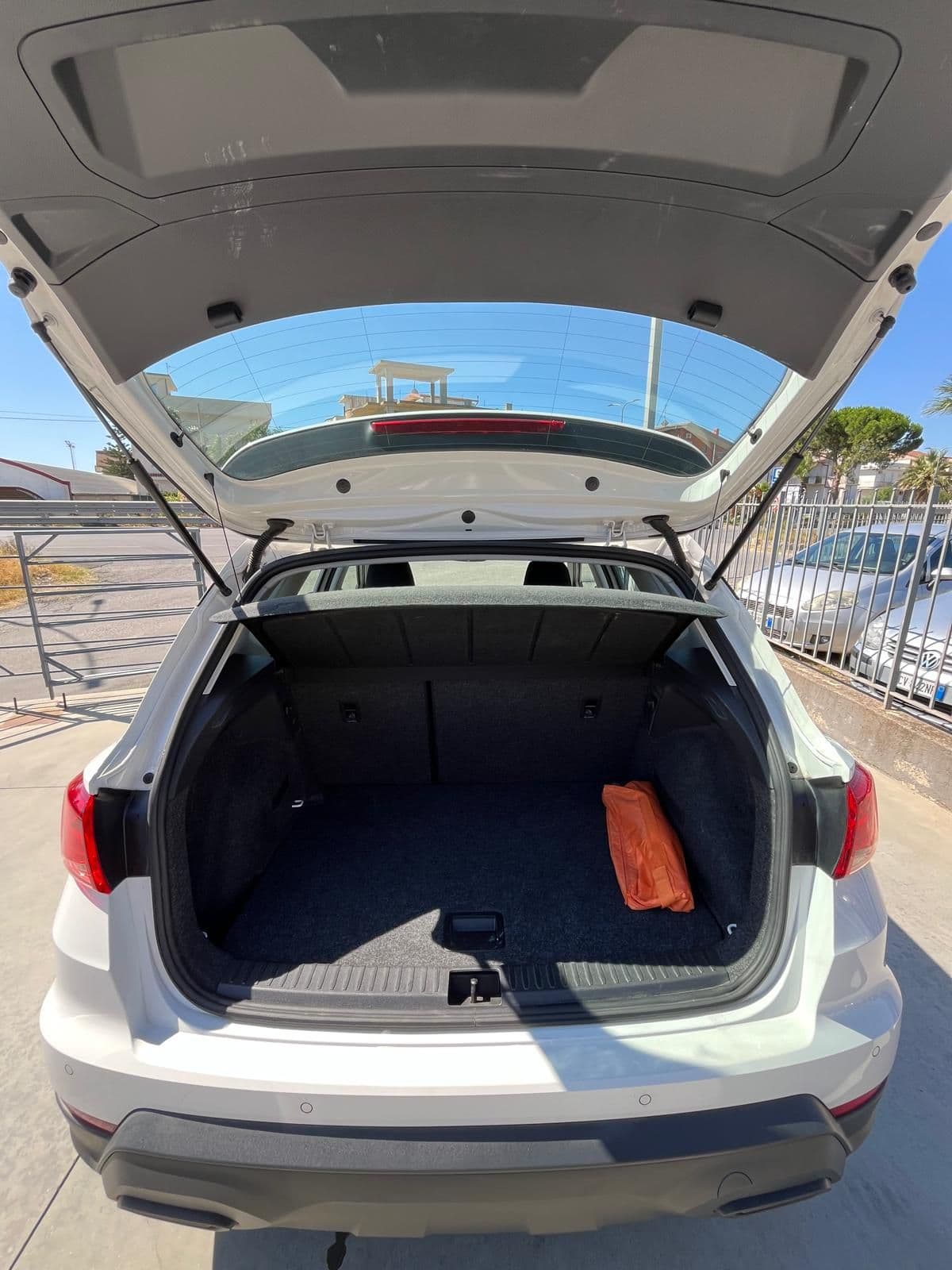 SEAT Arona 2022 1.0 ecotsi Style 95cv - Miniatura 16