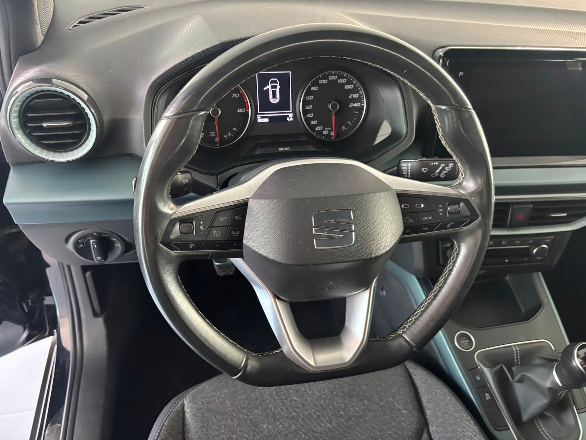 SEAT Arona 2022 1.0 ecotsi Xperience 110cv - Miniatura 12