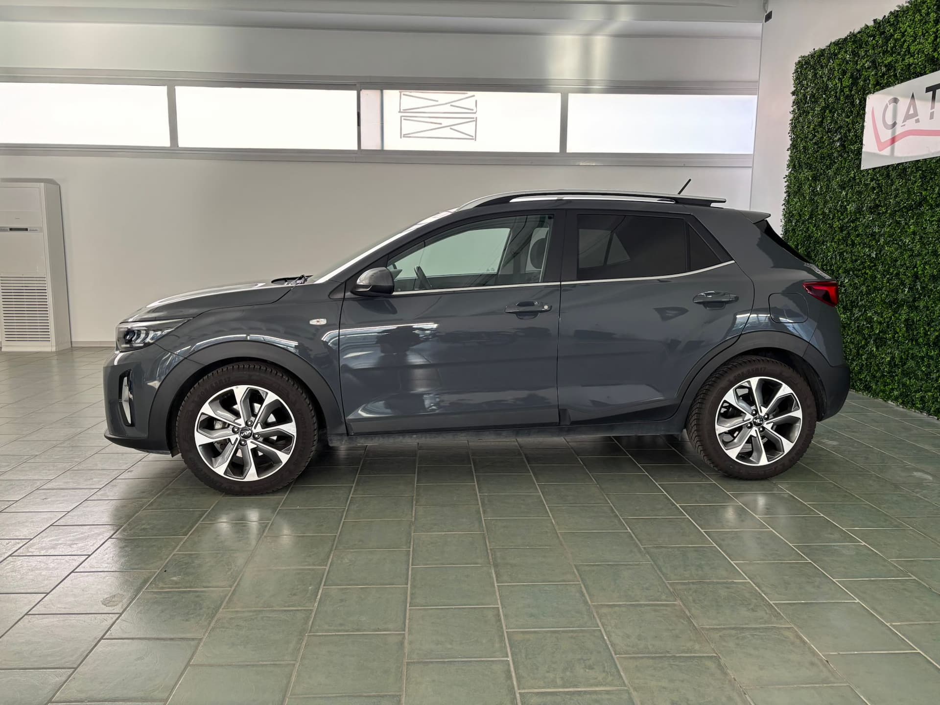 Kia Stonic 1.0 Style ecogpl 95cv dct - Miniatura 2