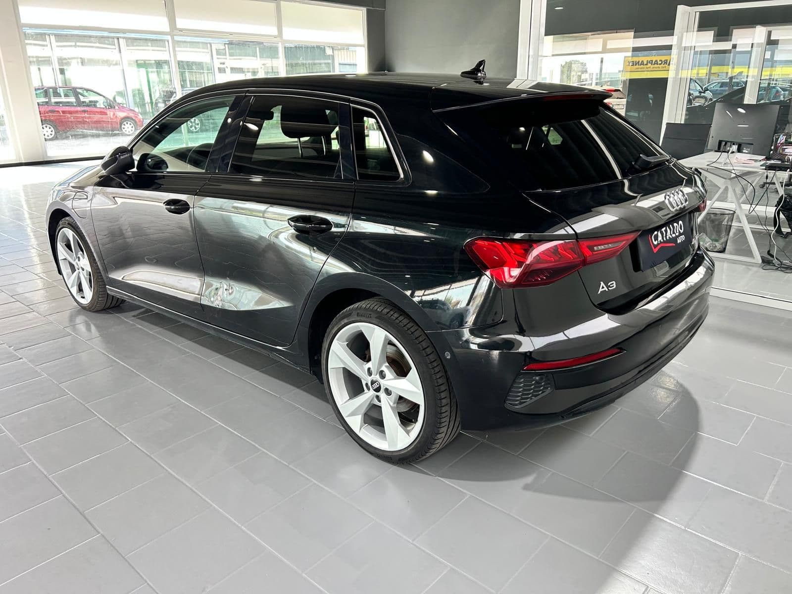 Audi A3 IV 2020 Sportback 40 1.4 tfsi e Business Advanced s-tronic - Miniatura 3