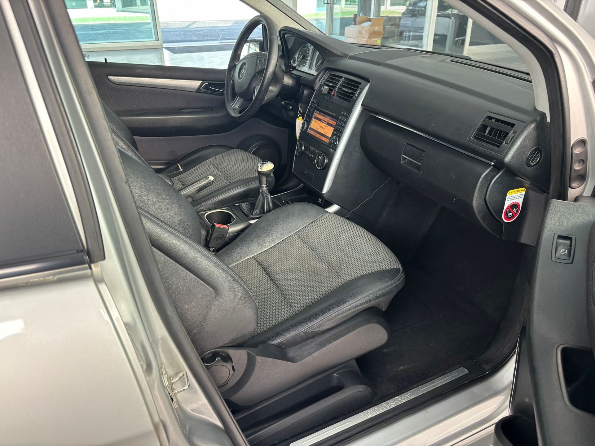 Mercedes-Benz B 200 Classe B - T245 cdi Sport FL - Miniatura 16