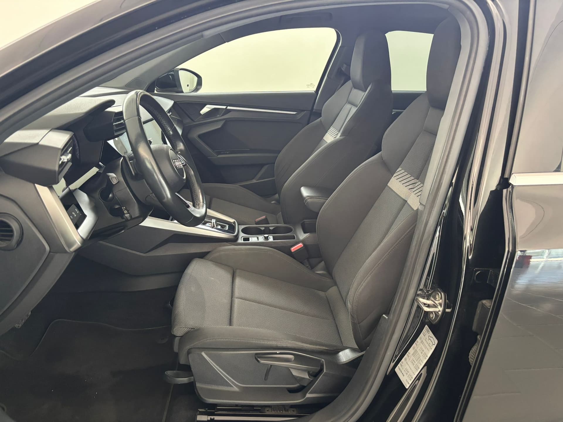 Audi A3 2020 Sedan 35 2.0 tdi S line edition s-tronic - Miniatura 10