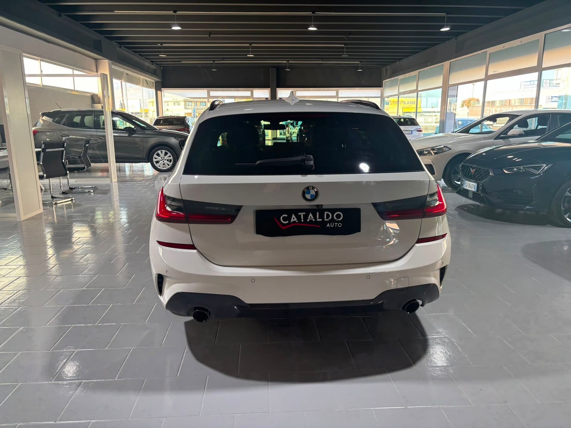 Bmw 320d 48V Touring Msport - Miniatura 4