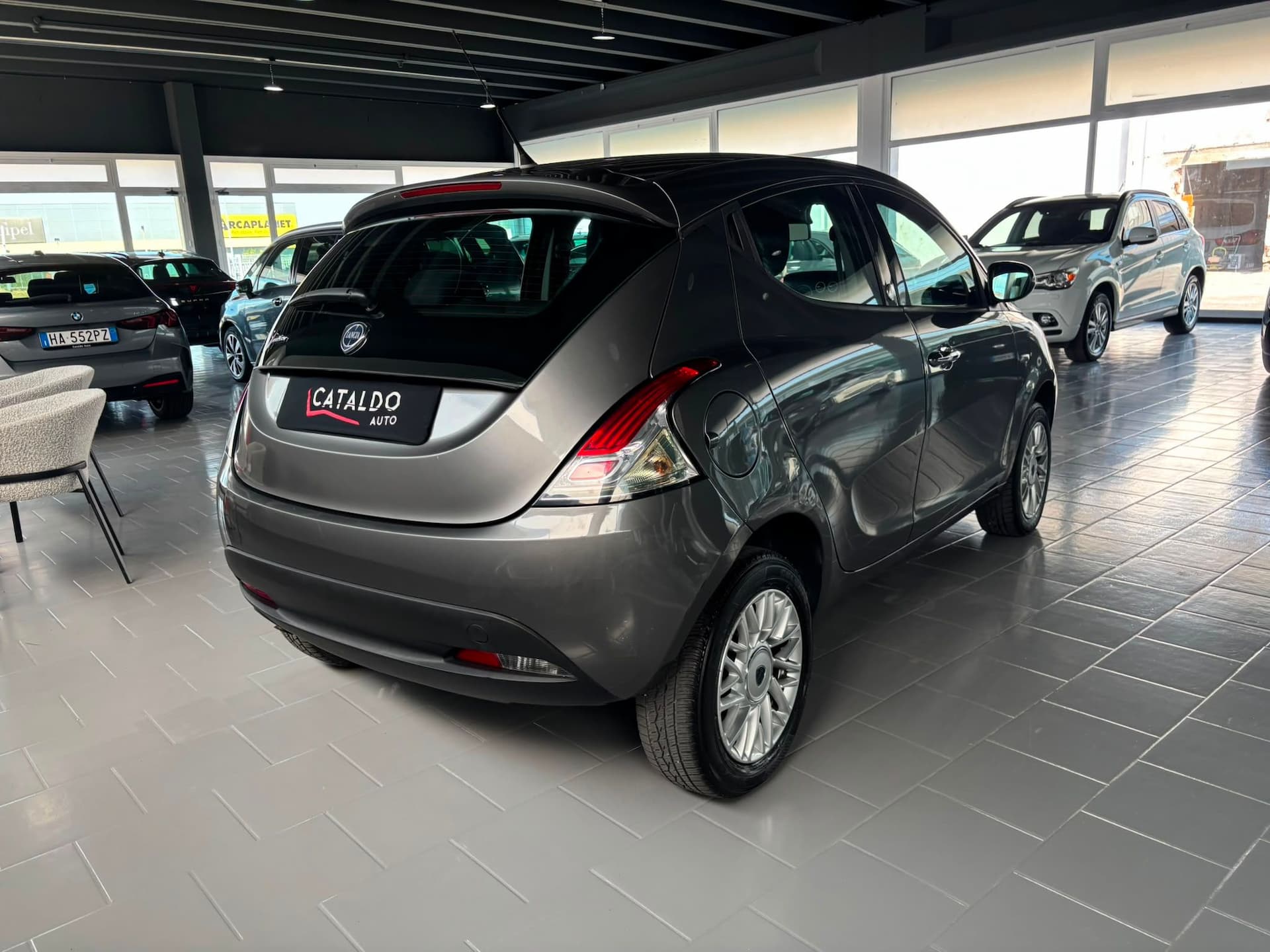 Lancia Ypsilon III 2011 0.9 t.air Gold ecochic metano 80cv  - Miniatura 5