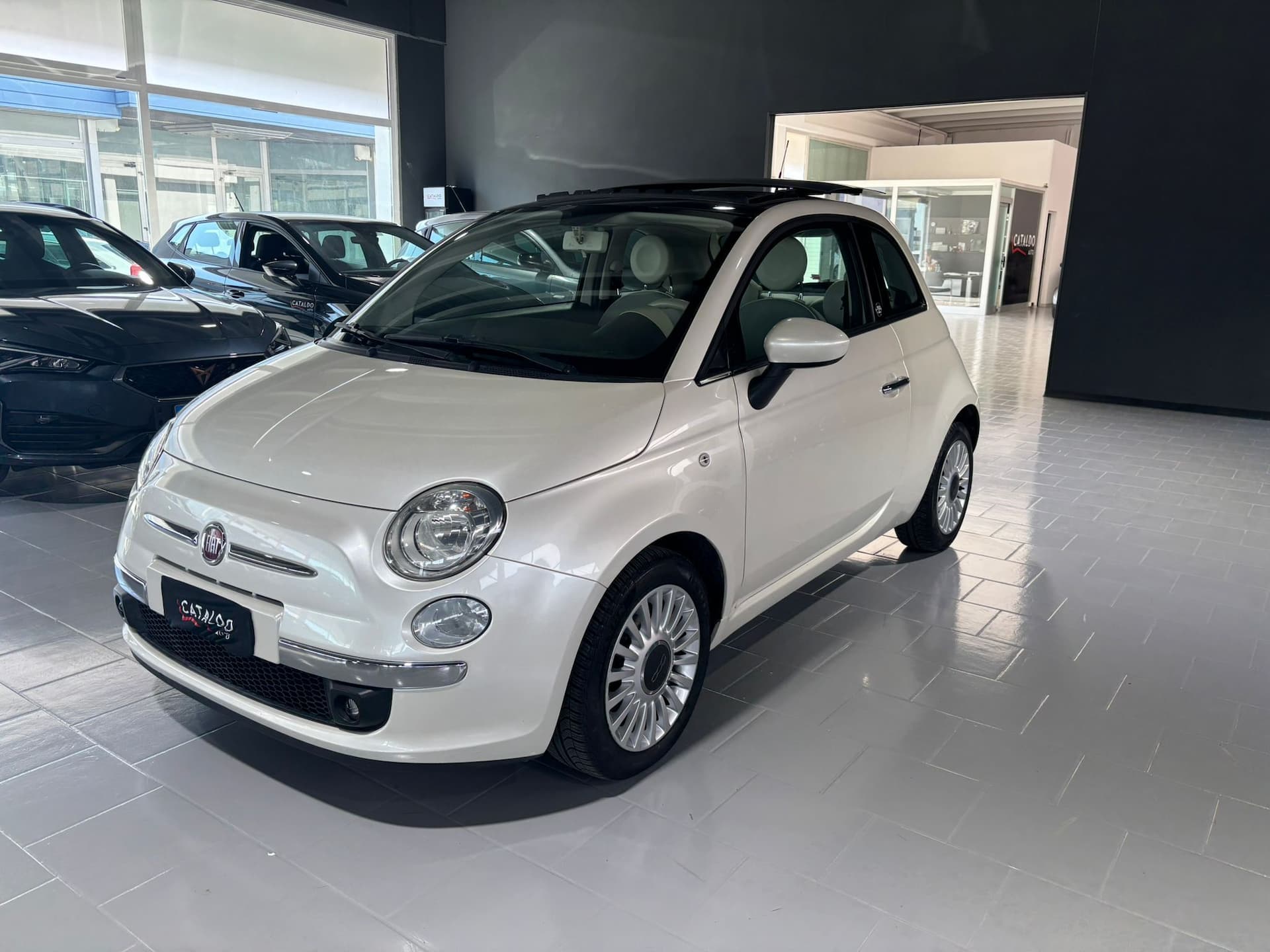 Fiat 500 1.2 Lounge - Miniatura 1