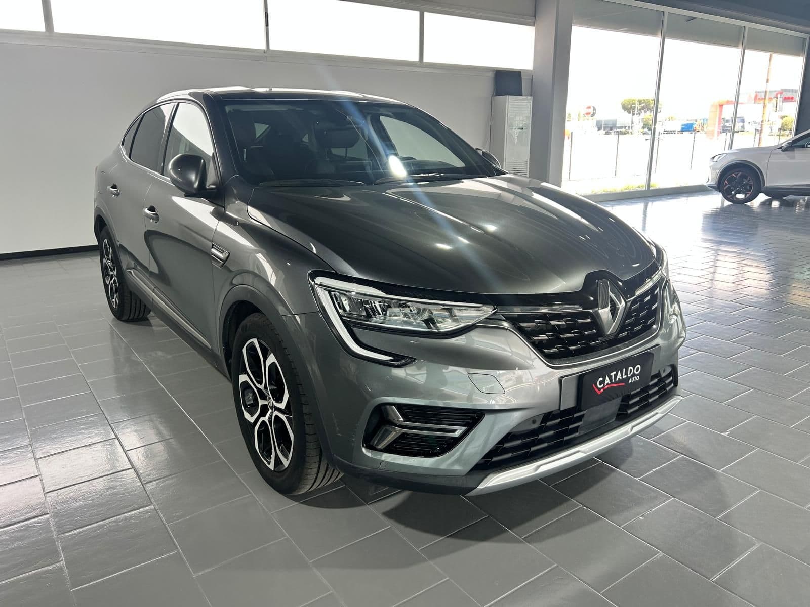 Renault Arkana 2021 1.6 E-Tech full hybrid Intens 145cv - Miniatura 7