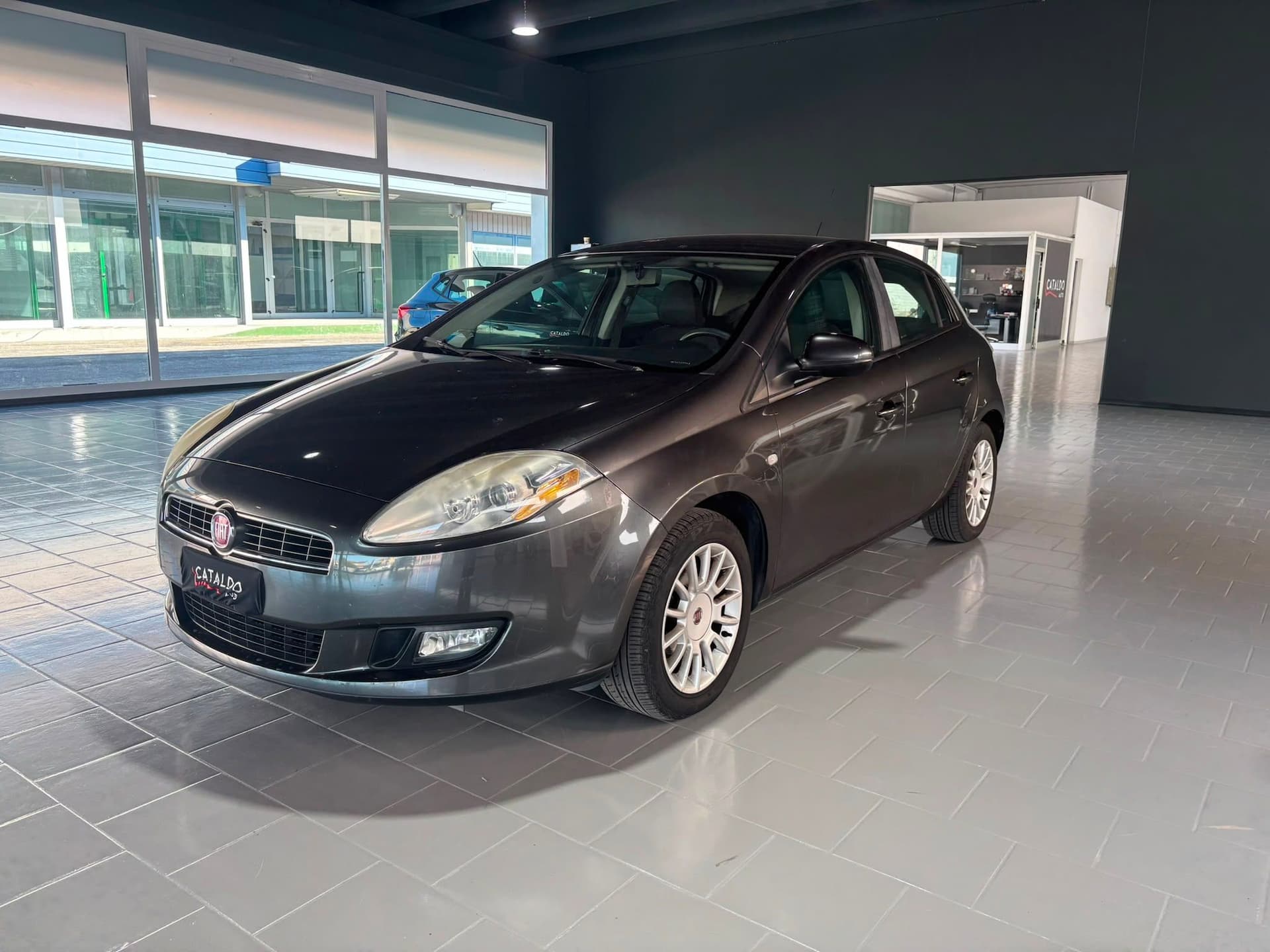 Fiat Bravo II 2007 1.4 16v Dynamic Gpl - Miniatura 1