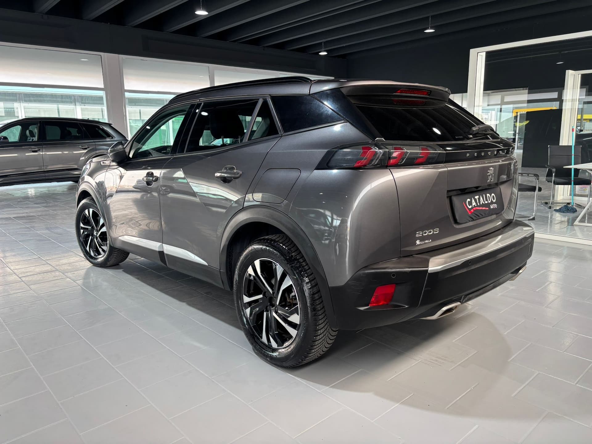 Peugeot 2008 II 2020 1.2 puretech Allure Pack  - Miniatura 3