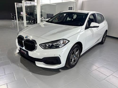 BMW 116 Serie 1 F40 116d Business Advantage semiautomatico - 2023
