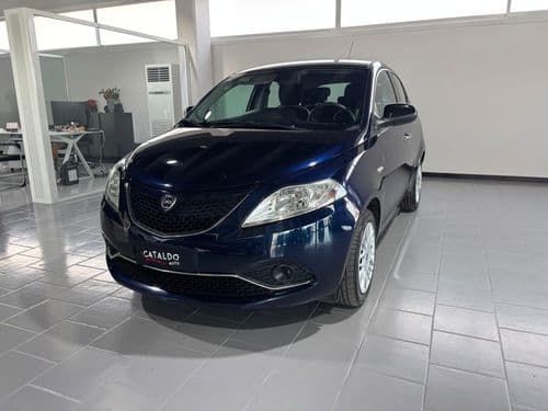 Lancia Ypsilon III 2015 1.2 Silver ecochic Gpl 69cv - 2016