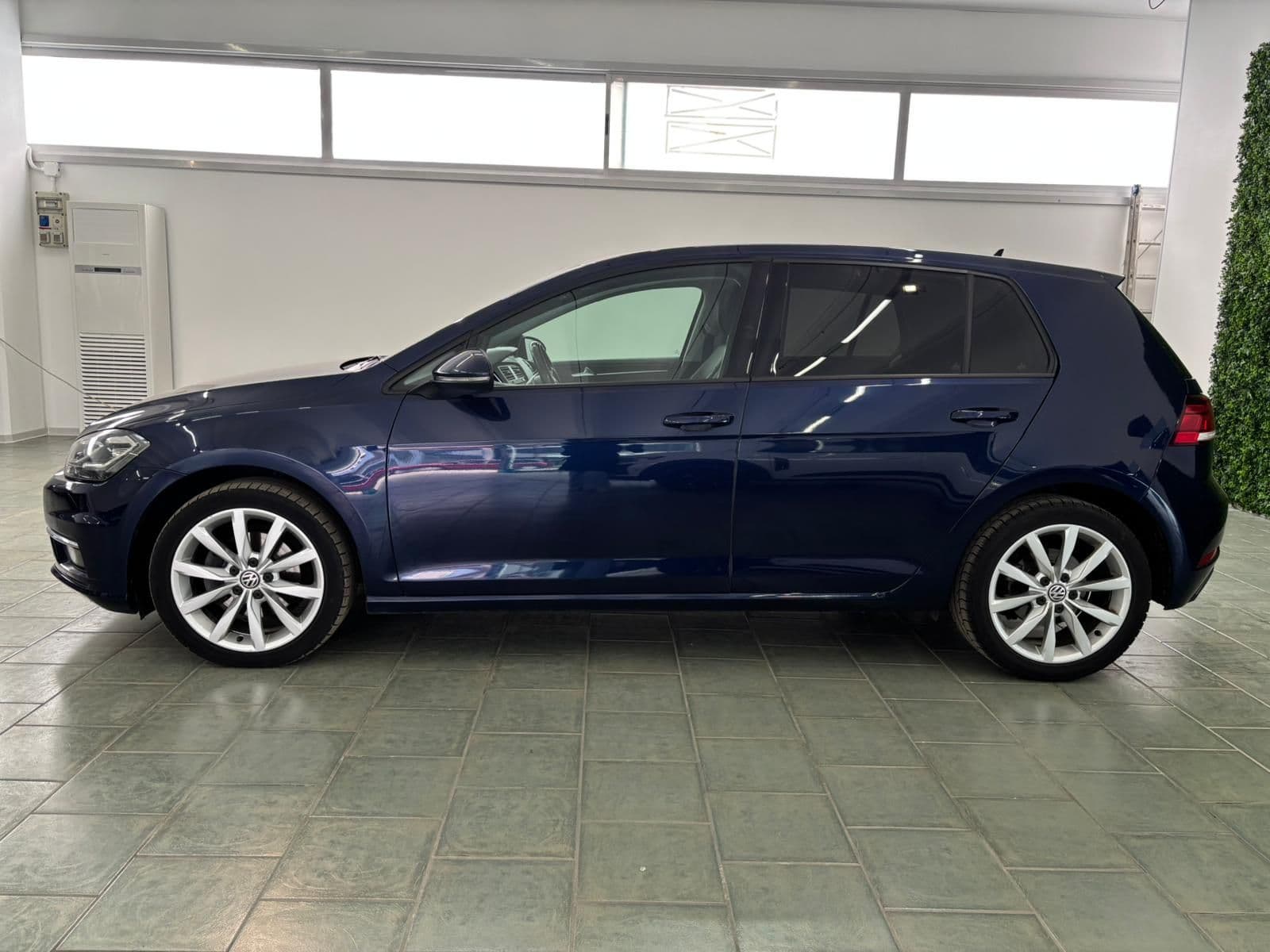 Volkswagen Golf 2.0tdi 150 cv highline dsg - Image 2