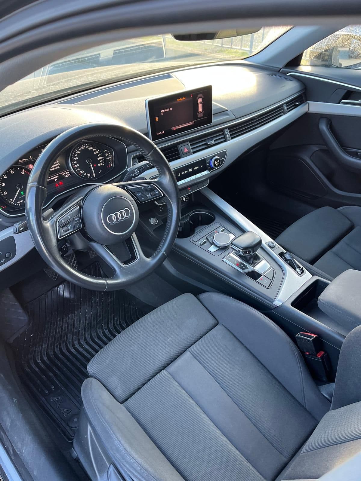 Audi A4 Avant 40 2.0 g-tron Business Sport 170cv s-tronic - Image 7