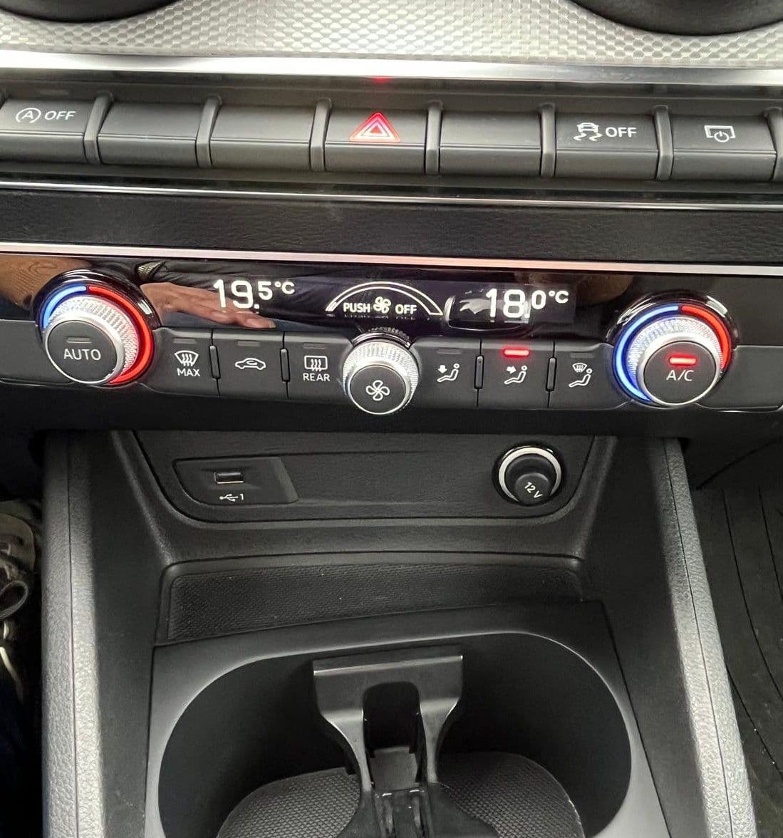 Audi Q2 I 2021 30 2.0 tdi Business - Image 11