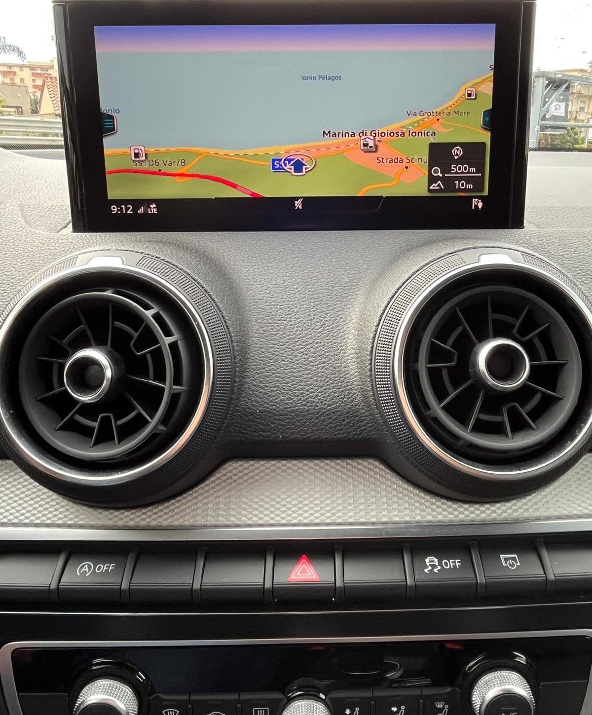 Audi Q2 I 2021 30 2.0 tdi Business - Image 12
