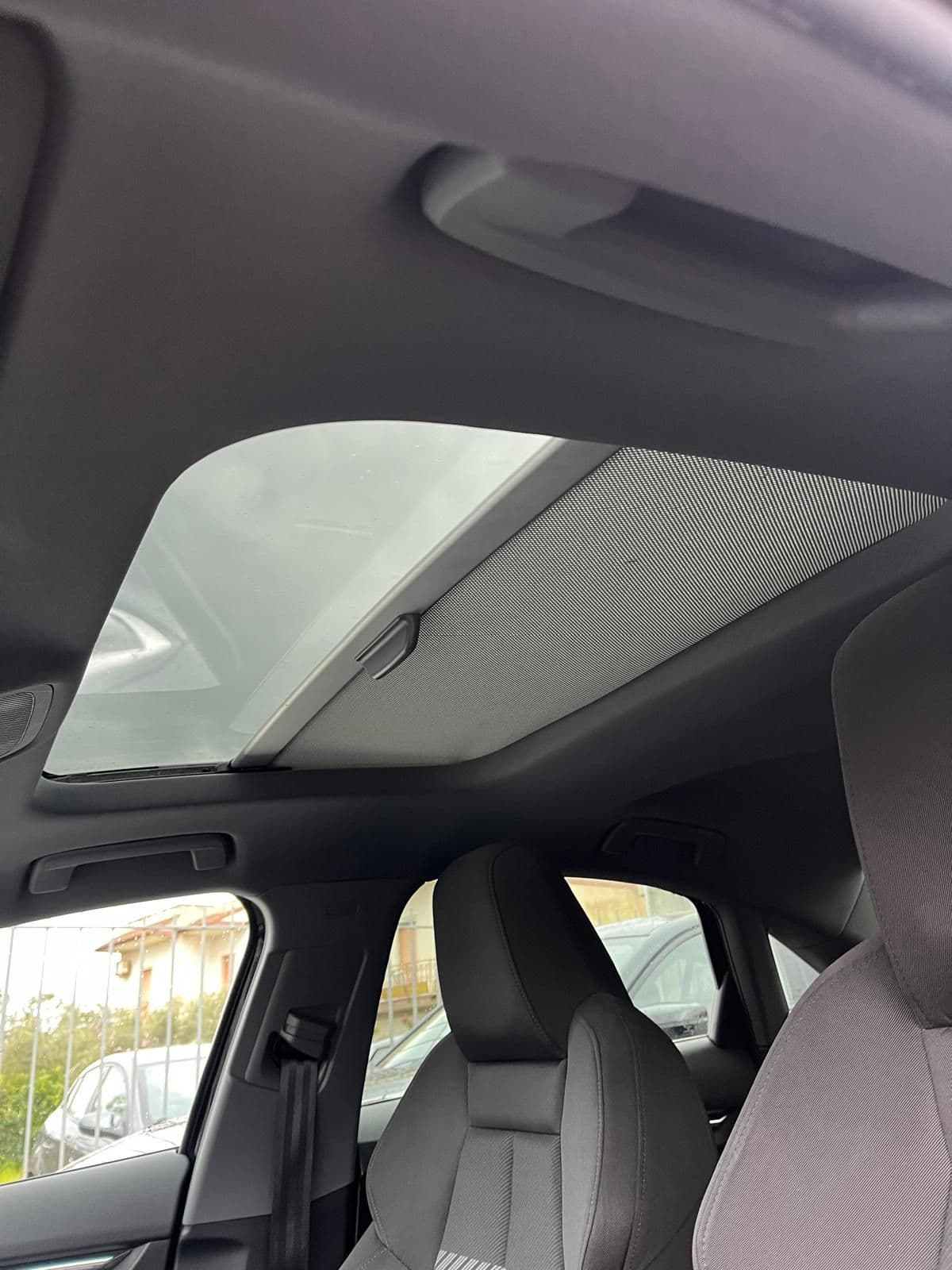 Audi A3 2020 Sedan 35 2.0 tdi S line edition s-tronic - Image 14