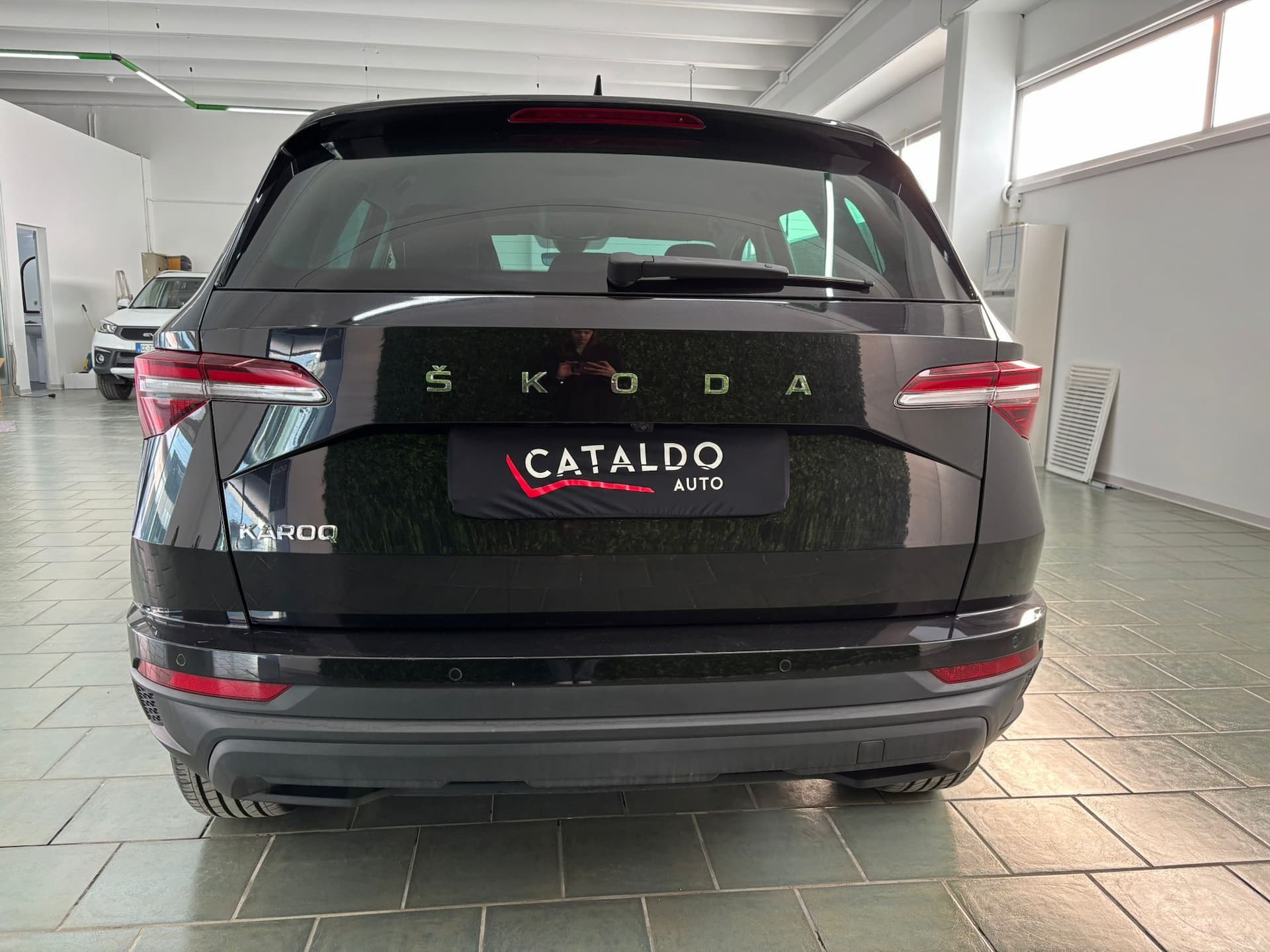 Skoda Karoq 2.0 tdi evo Executive 115cv dsg - Image 4