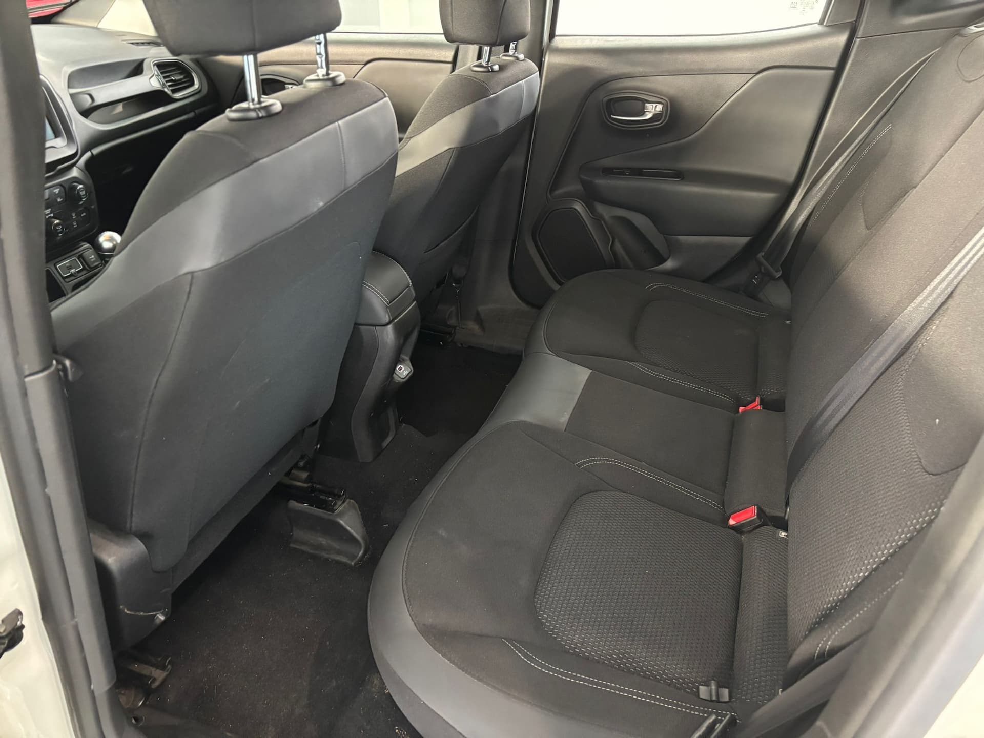 Jeep Renegade 2019 1.6 mjt Limited 2wd 130cv - Image 19