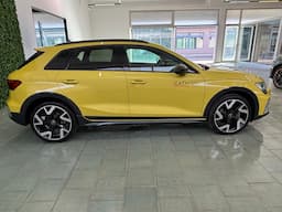 Audi A3 allstreet 35 TFSI S tronic Identity Contrast - Thumbnail 6
