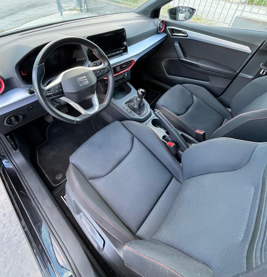 Seat Ibiza 1.0 EcoTSI 95 CV 5 porte FR - Image 7