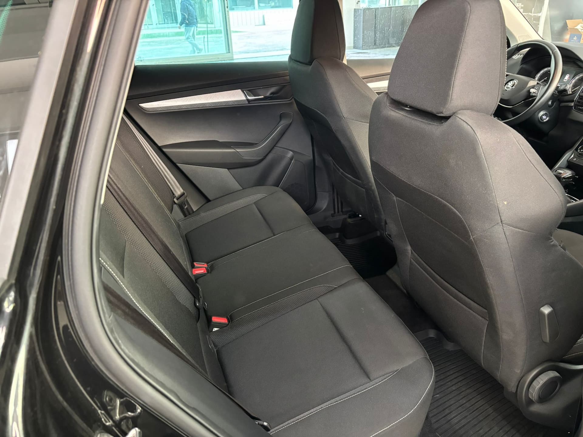 Skoda Karoq 2.0 tdi evo Executive 115cv dsg - Image 21