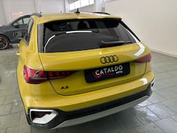 Audi A3 allstreet 35 TFSI S tronic Identity Contrast - Thumbnail 4