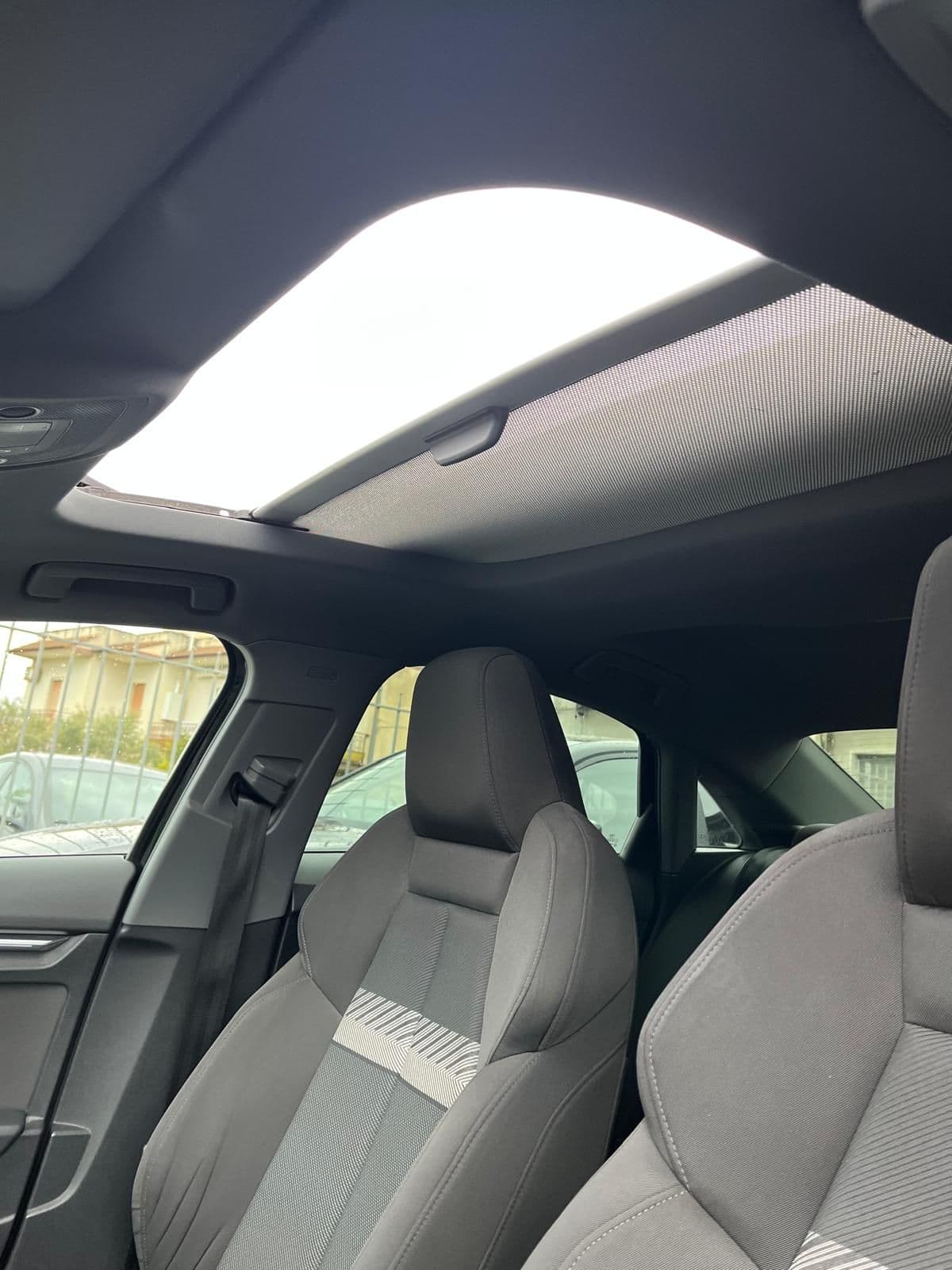 Audi A3 2020 Sedan 35 2.0 tdi S line edition s-tronic - Image 13