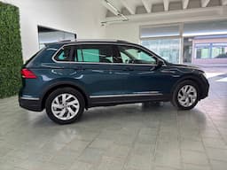Volkswagen Tiguan II 2021 2.0 tdi Life 122cv - Thumbnail 2
