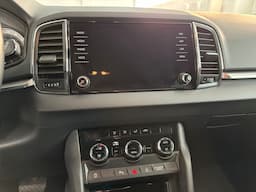 Skoda Karoq 2.0 tdi evo Executive 115cv dsg - Thumbnail 17