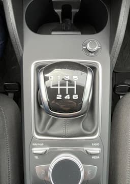 Audi Q2 I 2021 30 2.0 tdi Business - Thumbnail 14