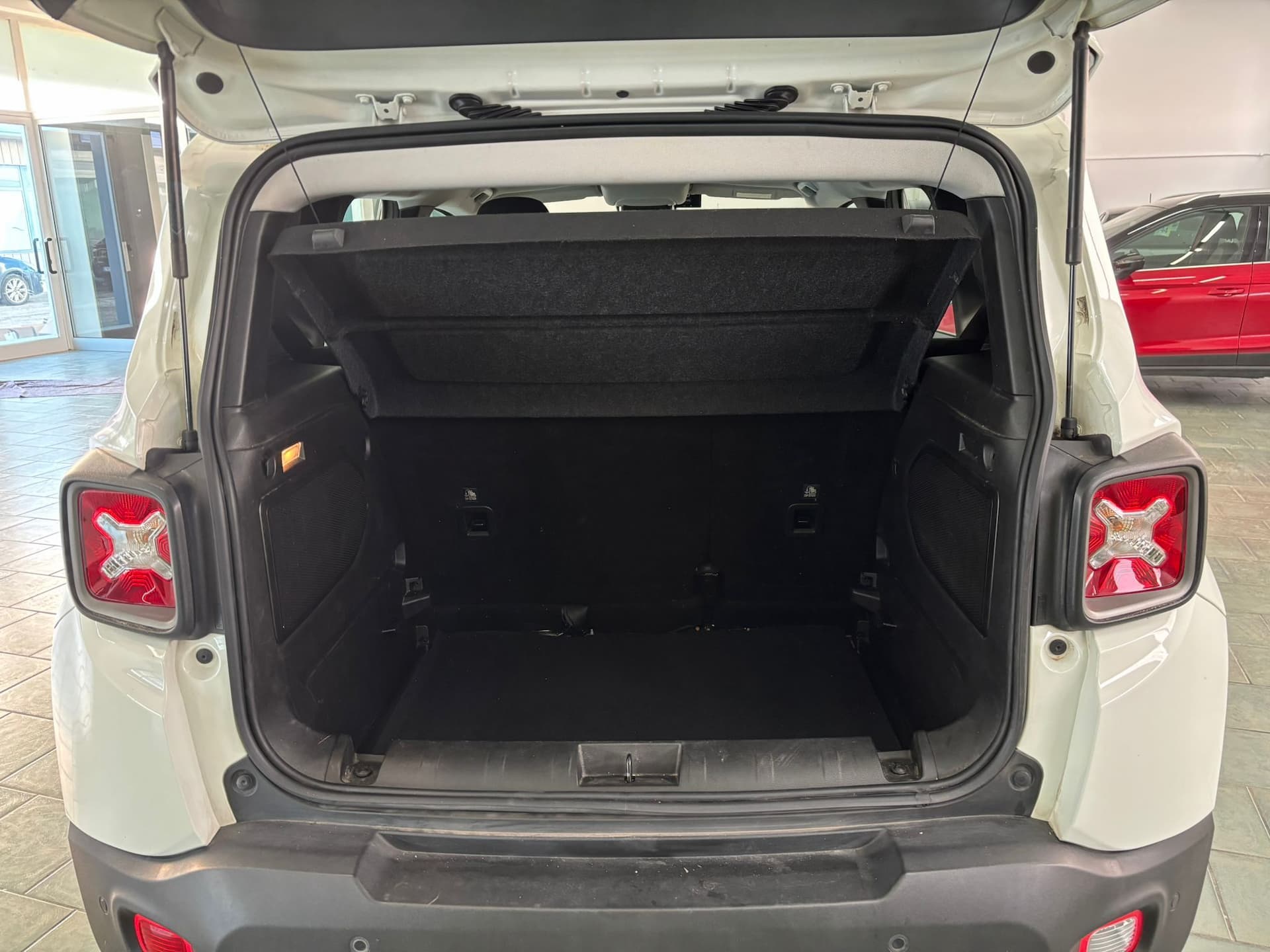 Jeep Renegade 2019 1.6 mjt Limited 2wd 130cv - Image 21