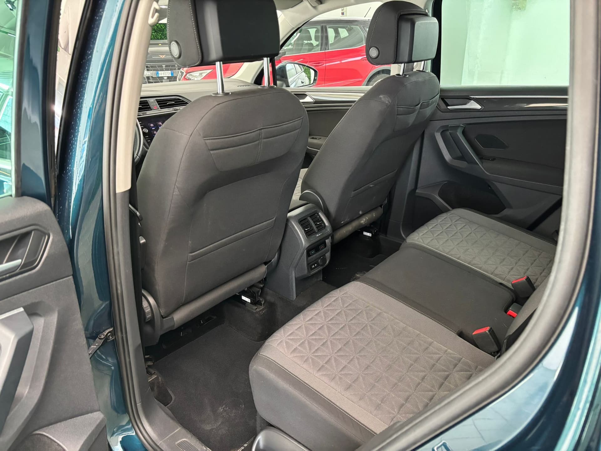 Volkswagen Tiguan II 2021 2.0 tdi Life 122cv - Image 18