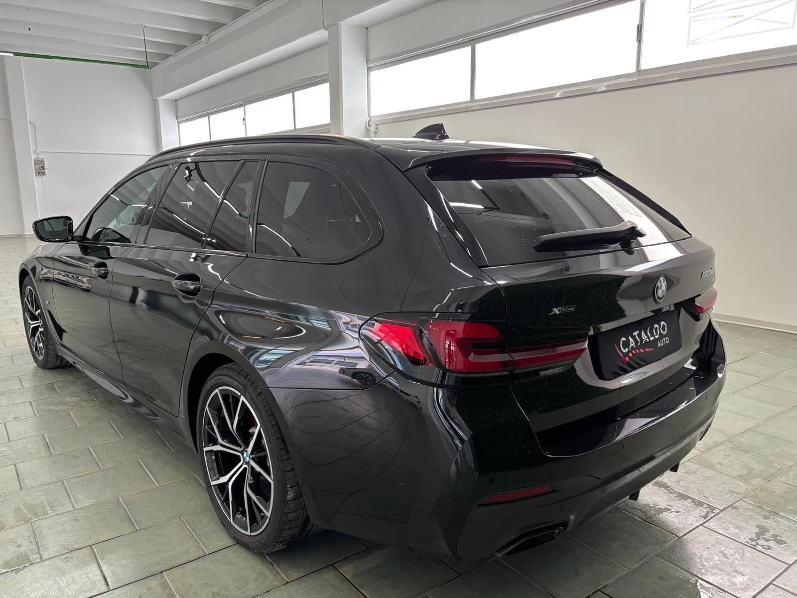 BMW 520 Serie 5 G31 20 LCI 520d Tour mhev 48V xdr Msport - Image 3